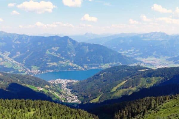 Zell am See mit dem Zeller See von oben